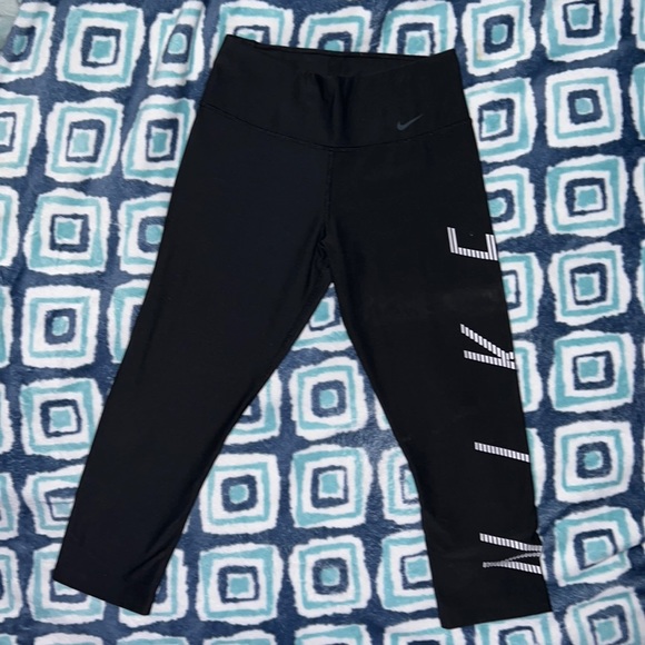 Nike Pants - Nike Dri-Fit Capri Leggings